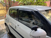 Maruti Suzuki Swift Vxi Optional