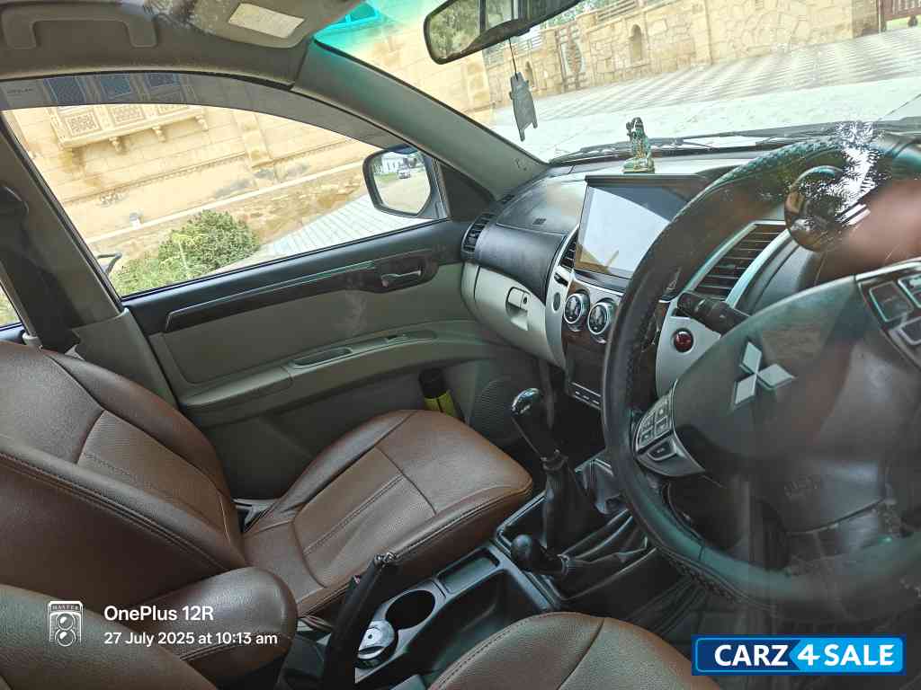 Mitsubishi Pajero Sport