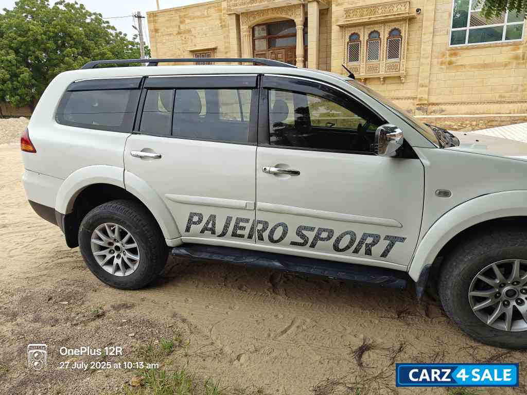 Mitsubishi Pajero Sport