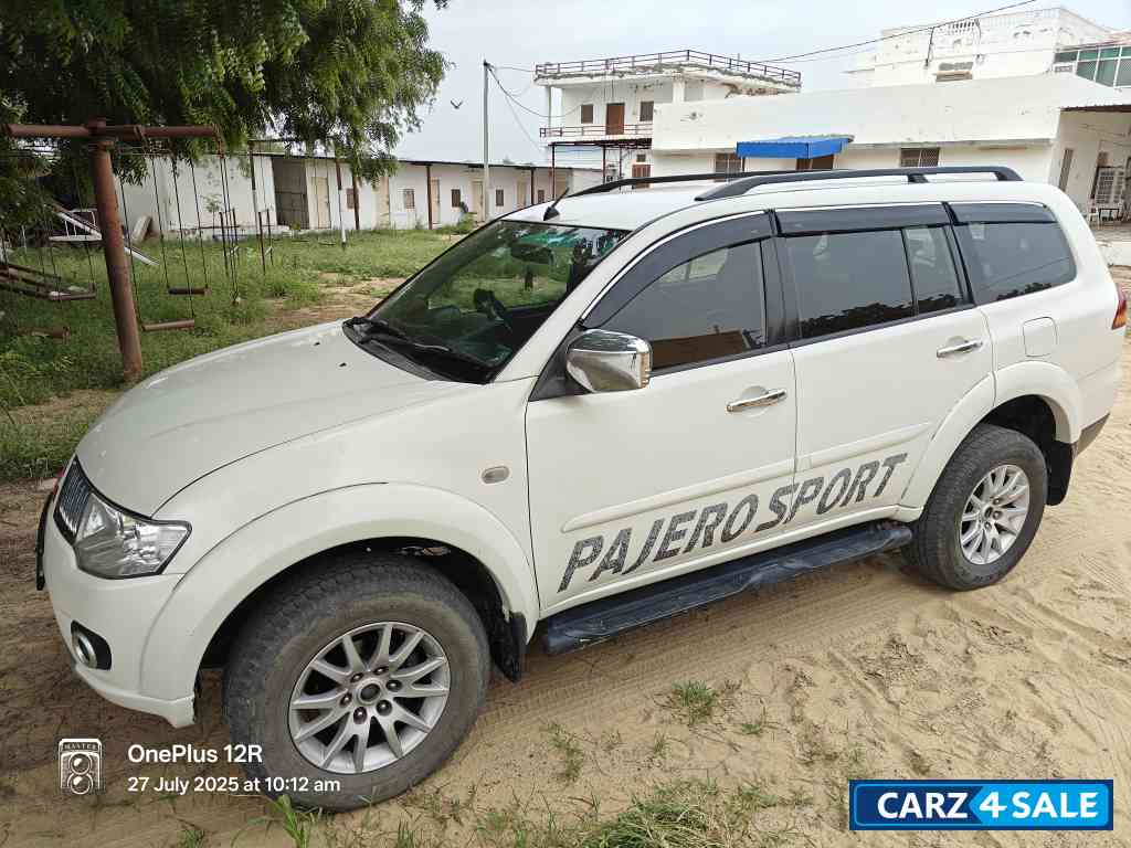 Mitsubishi Pajero Sport