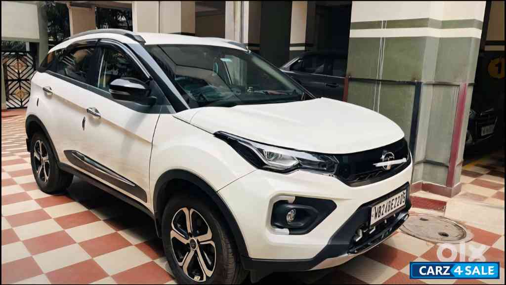 Tata Nexon Xz plus petrol