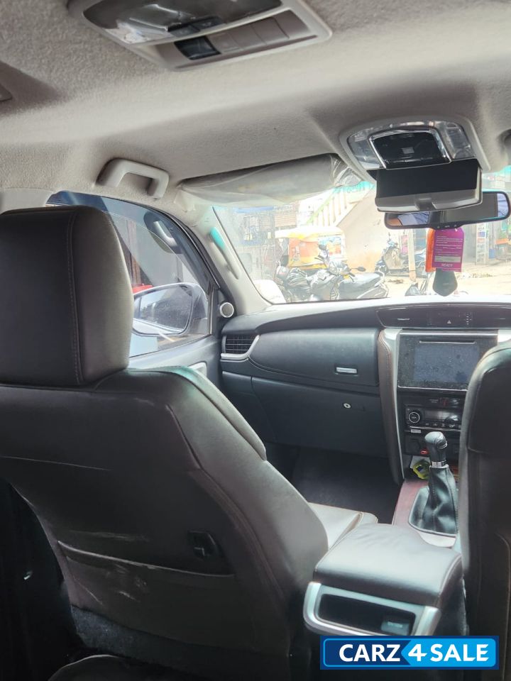 Toyota Fortuner 4×4 SIGMA