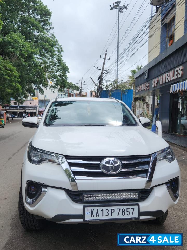 Toyota Fortuner 4×4 SIGMA