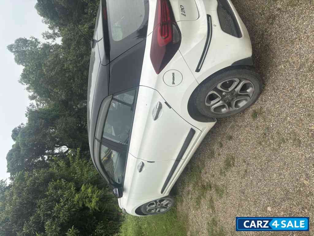 Hyundai i20 Sports 1.2 plus dual tone