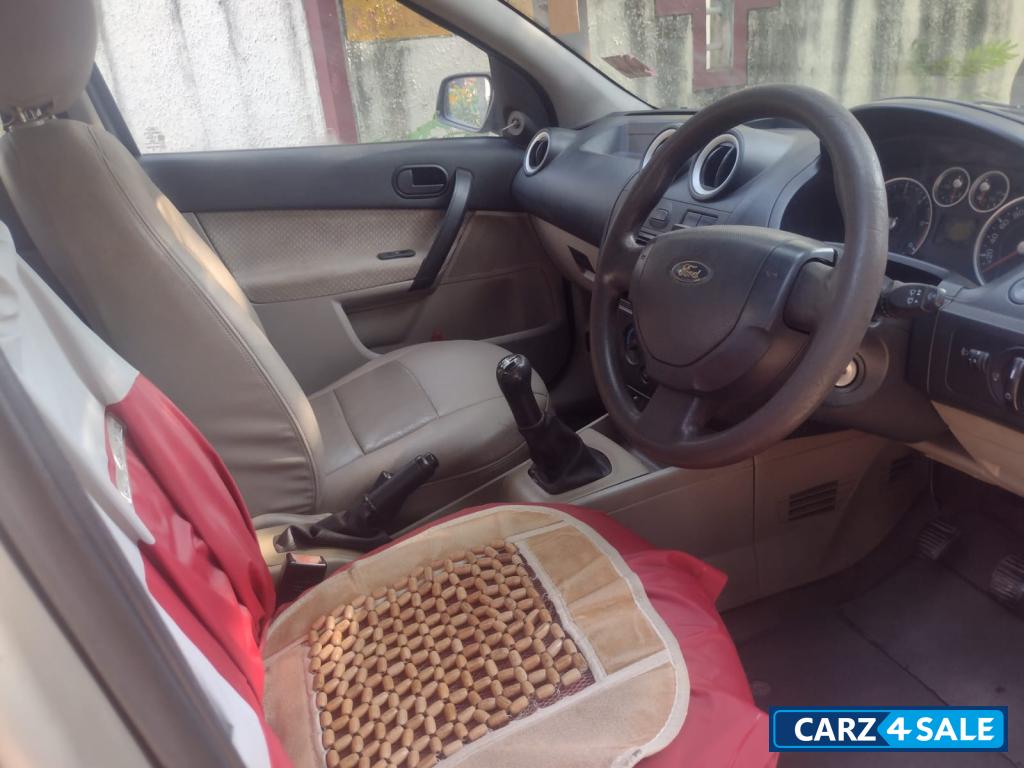 Ford Fiesta 1400 EXI