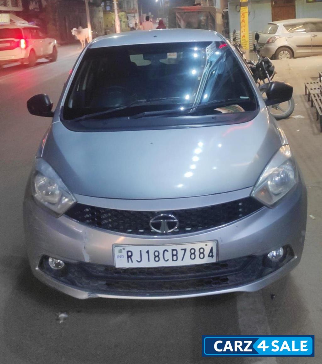 Tata Tiago XE