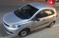 Tata Tiago XE
