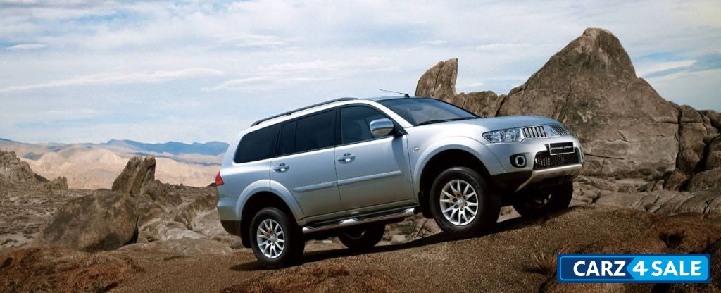 Silver Mitsubishi Pajero Aniversary special