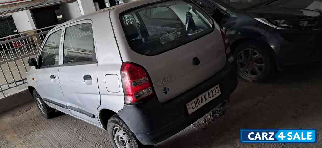 Silky Silver Maruti Suzuki Alto LX