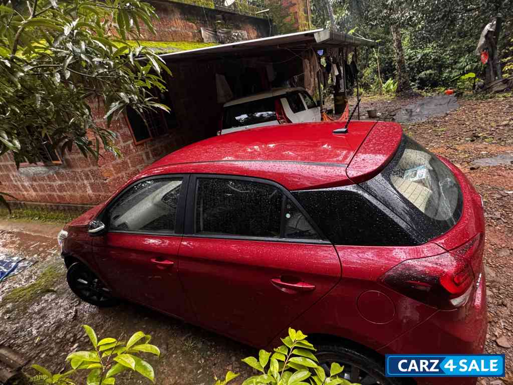 Red Hyundai Elite i20 Elite i20