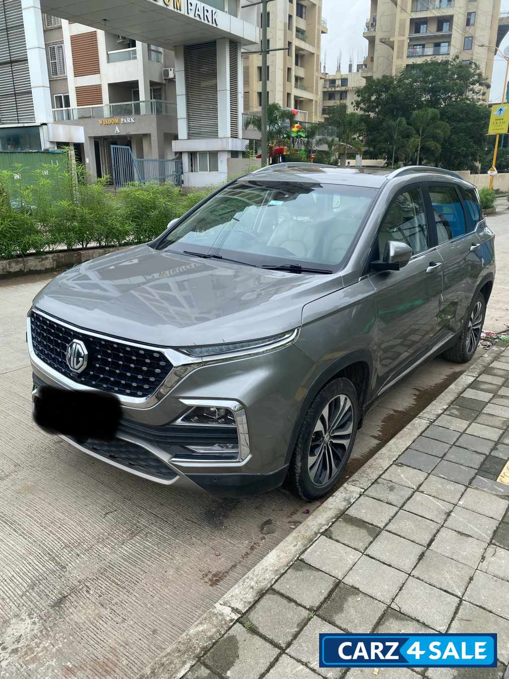 Grey MG Hector 1.5 DCT Petrol Automatic