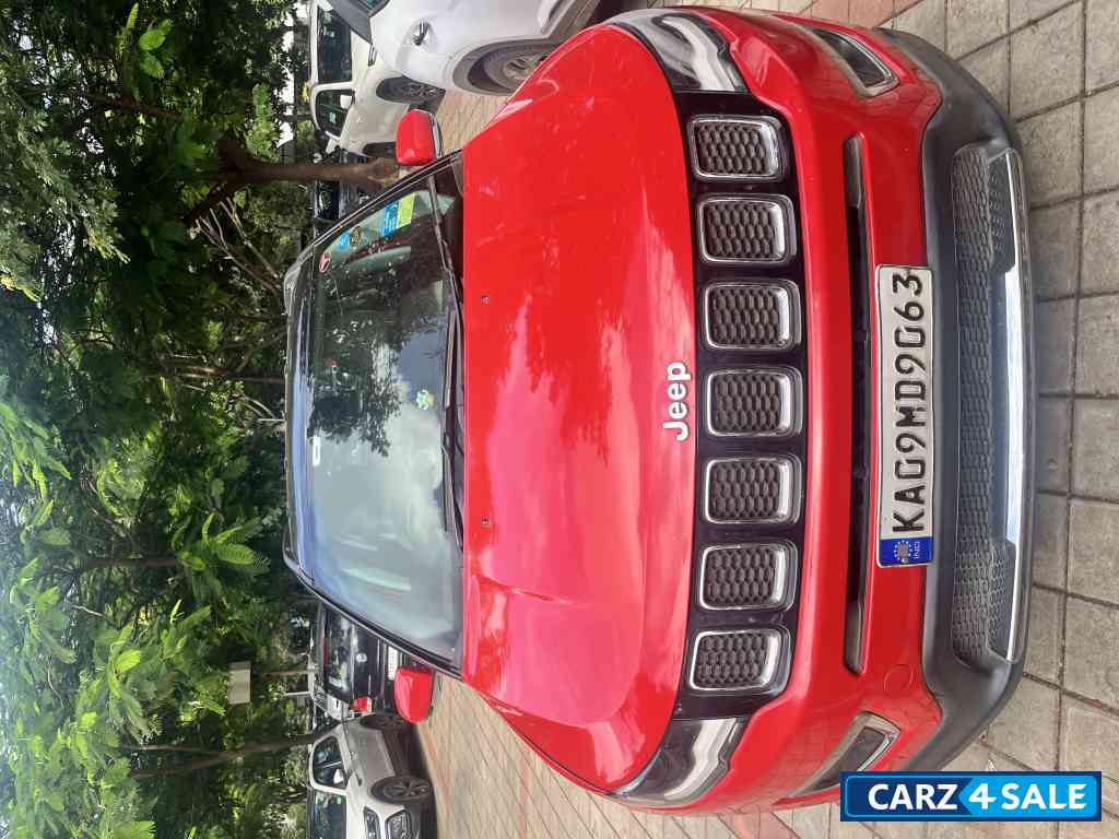 Red Jeep Compass Diesel 4*4 limited 2.0