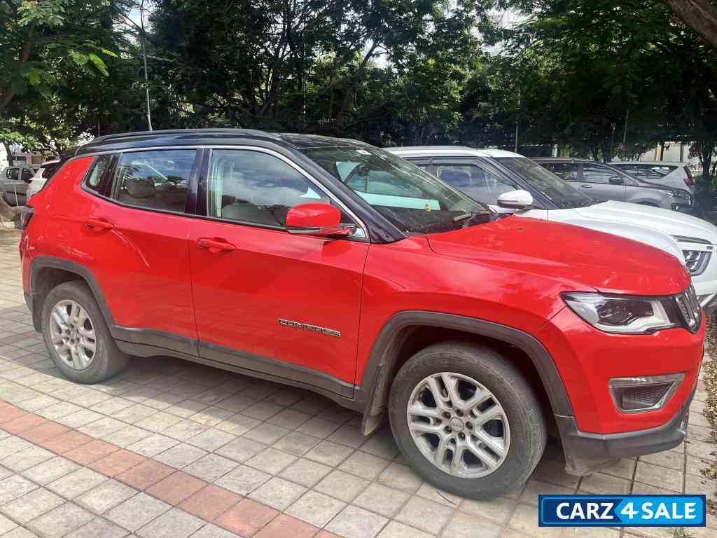 Red Jeep Compass Diesel 4*4 limited 2.0