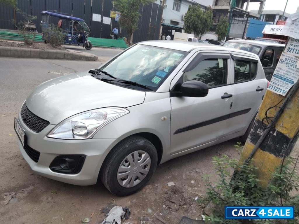 Maruti Suzuki Swift Lxi