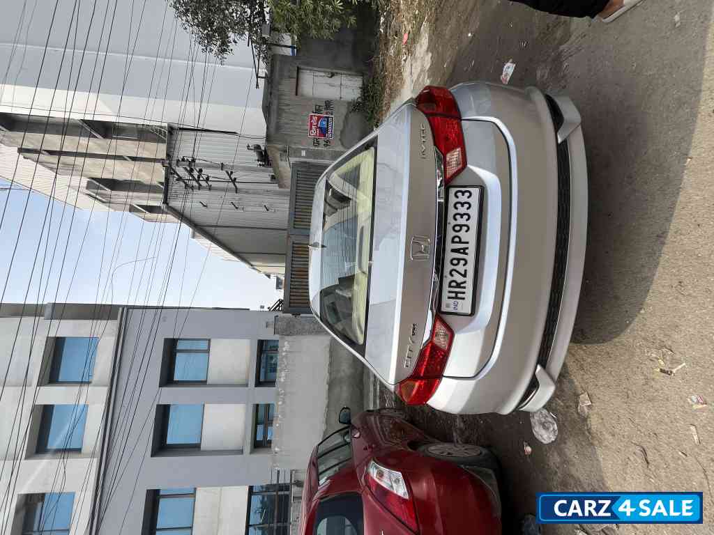 Honda City Vx cvt petrol