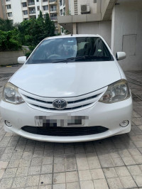 White Toyota  ETIOS LIVA PETROL G