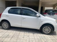 White Toyota  ETIOS LIVA PETROL G