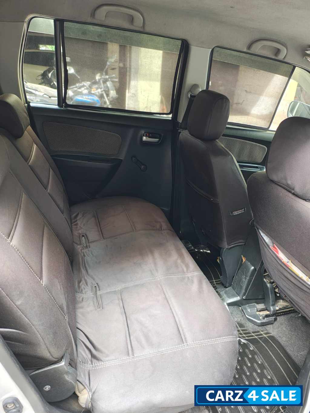 White Maruti Suzuki Wagon R Maruti WagonR LXI Petrol 2014