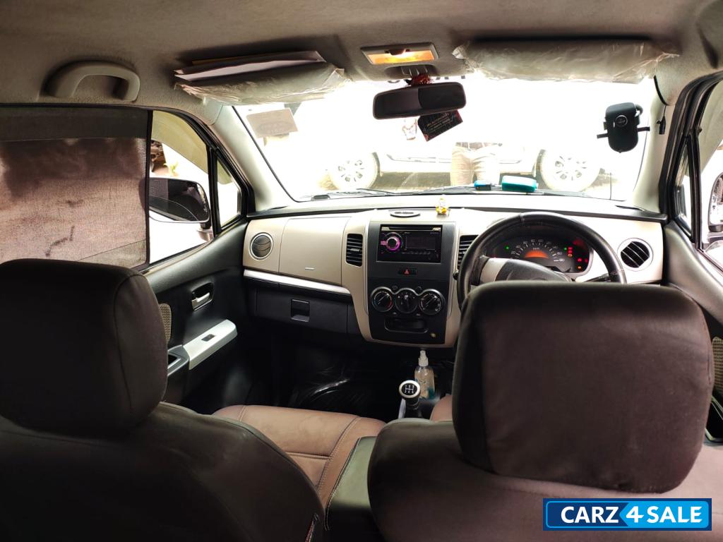 White Maruti Suzuki Wagon R Maruti WagonR LXI Petrol 2014