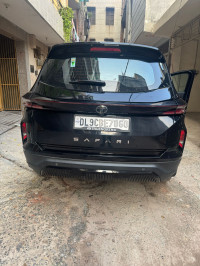 Oberon Blk Tata Safari Safari6sABS6P2DACC+Dk