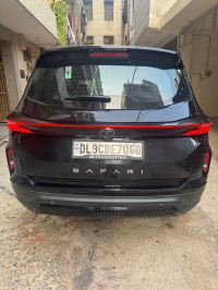 Oberon Blk Tata Safari Safari6sABS6P2DACC+Dk