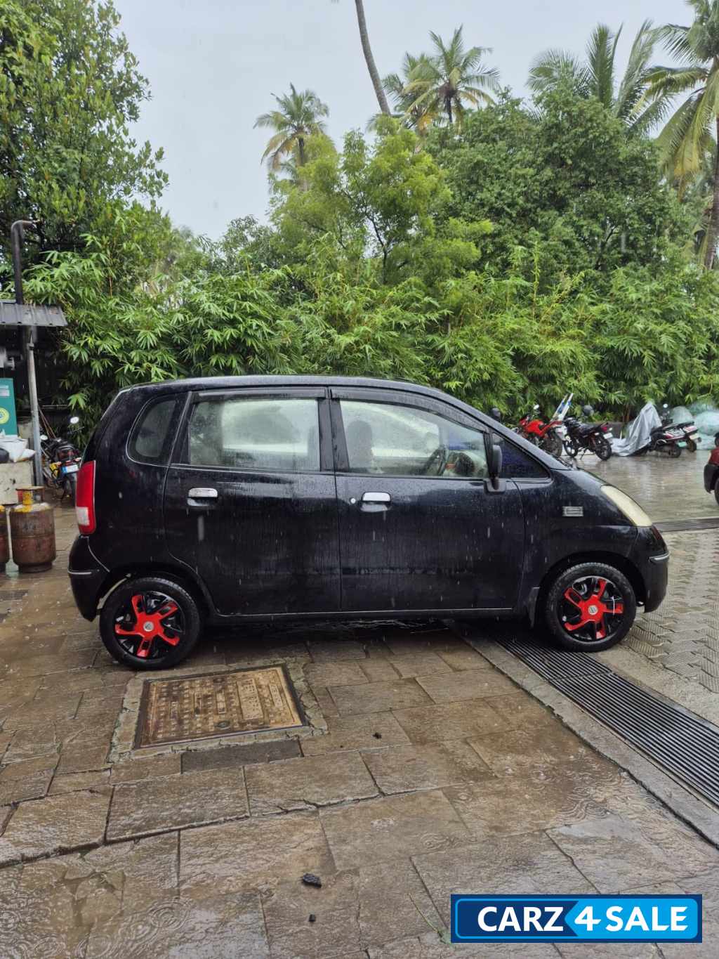 Black Maruti Suzuki Estilo 2007