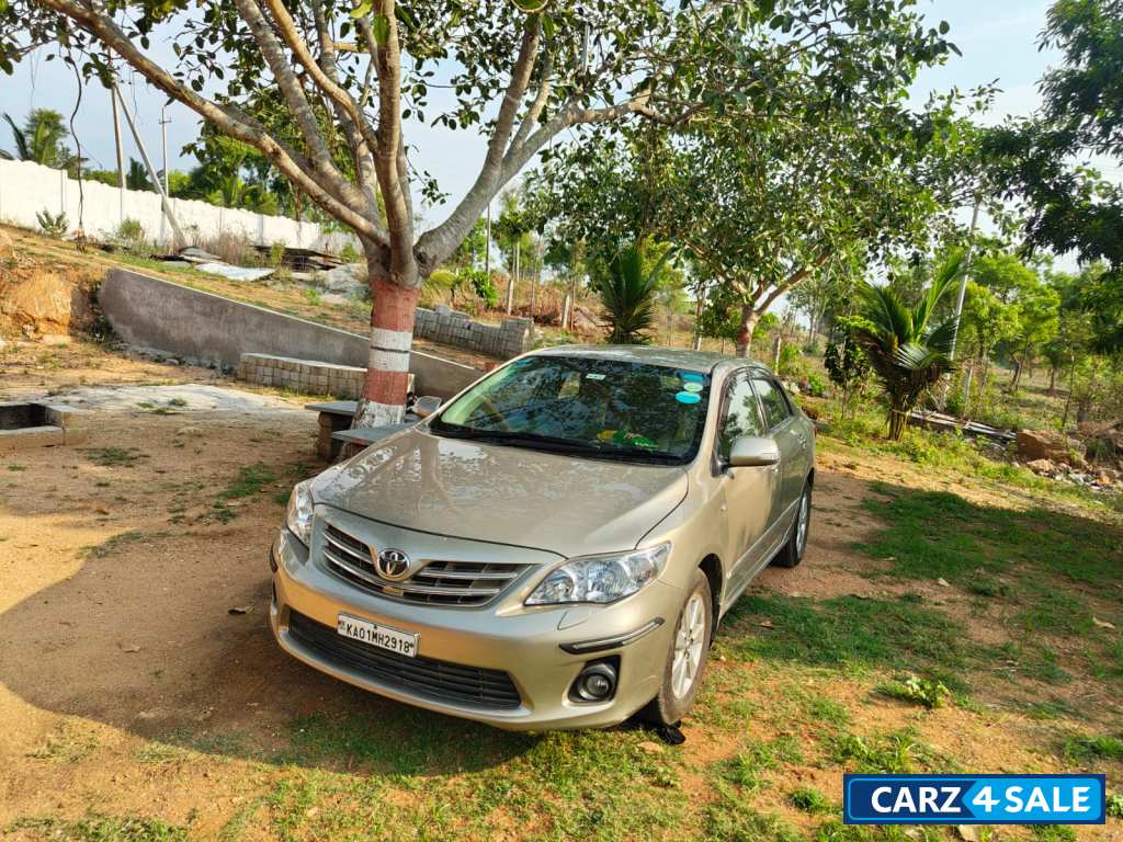 Champagne Gold Toyota Corolla Altis VL Automatic Petrol - Top End