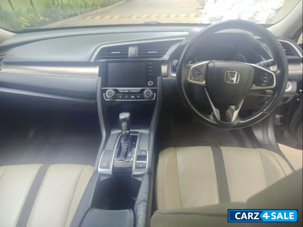 Honda Civic 1.8 ZX CVT ( I-VTEC)