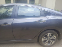 Honda Civic 1.8 ZX CVT ( I-VTEC)