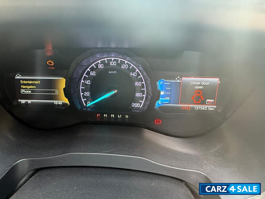 Ford Endeavour 3.2 Titanium