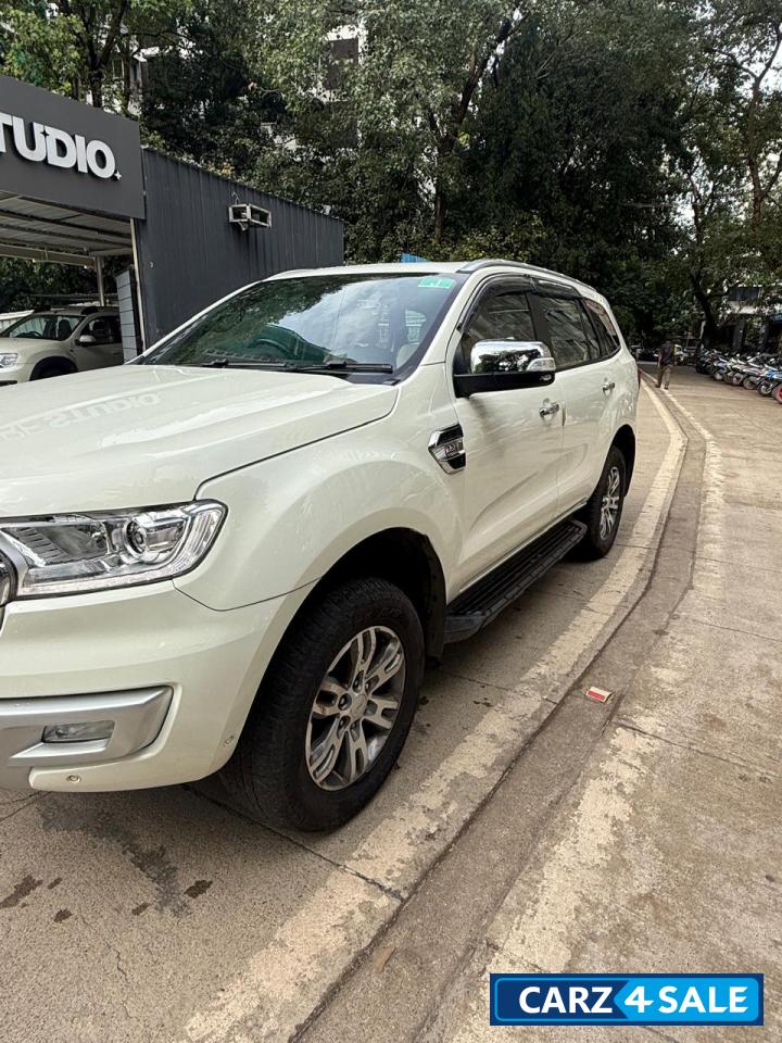 Ford Endeavour 3.2 Titanium