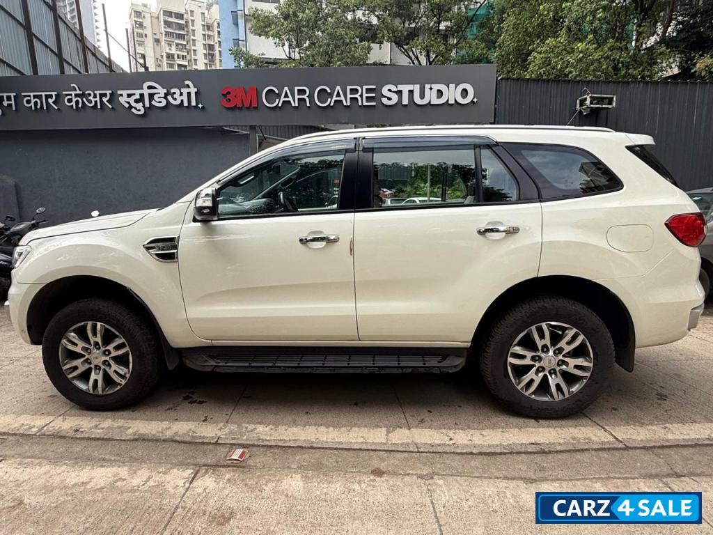 Ford Endeavour 3.2 Titanium