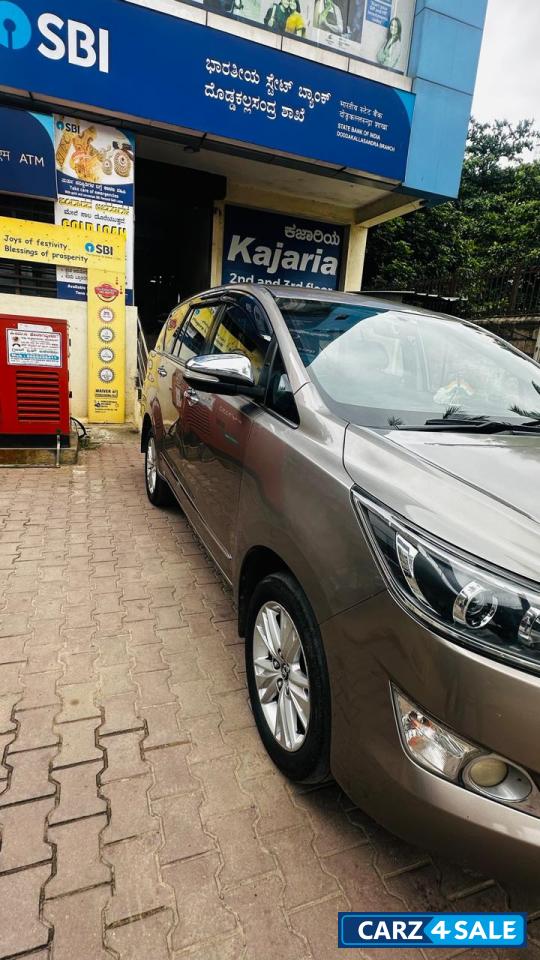 Toyota Cresta 2.8ZX 7STR Automitic