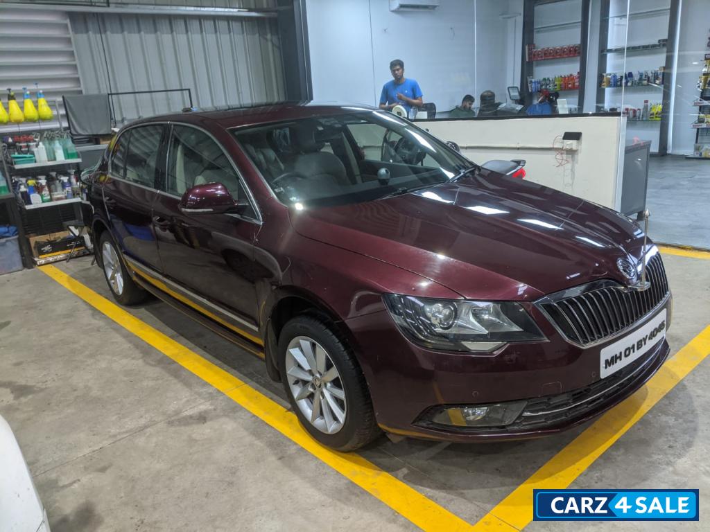 Maroon Skoda Superb 1.8 TSI Elegance Petrol Manual