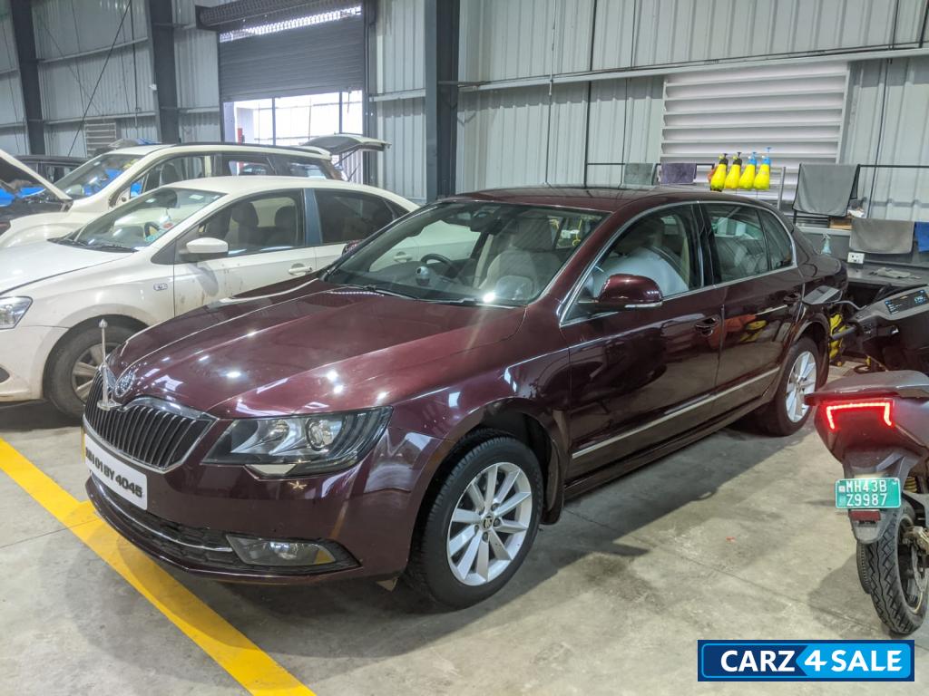 Maroon Skoda Superb 1.8 TSI Elegance Petrol Manual
