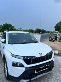 Skoda Kylaq Signature plus AT 2025 Model