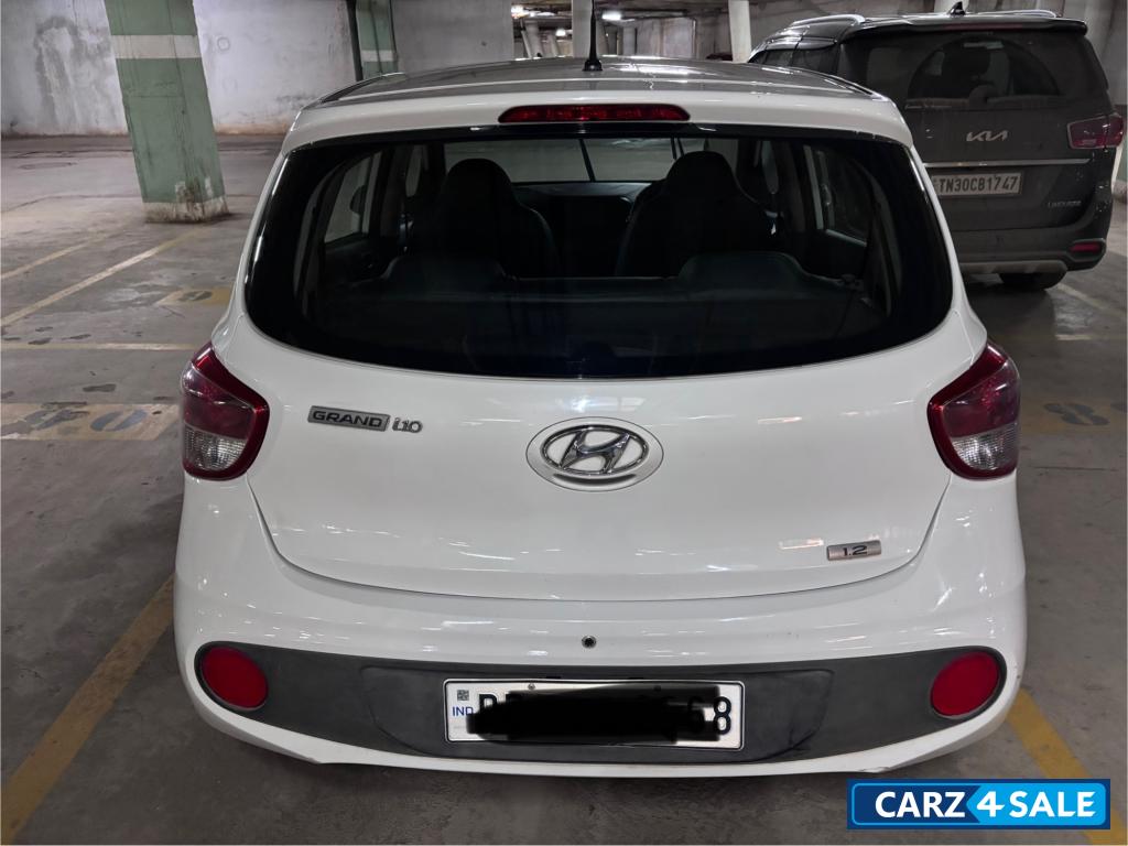 Hyundai i10 Grandi10