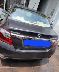 Mordern Steel Metall/ Saloon Honda Amaze S(O) MT (I-VTEC)