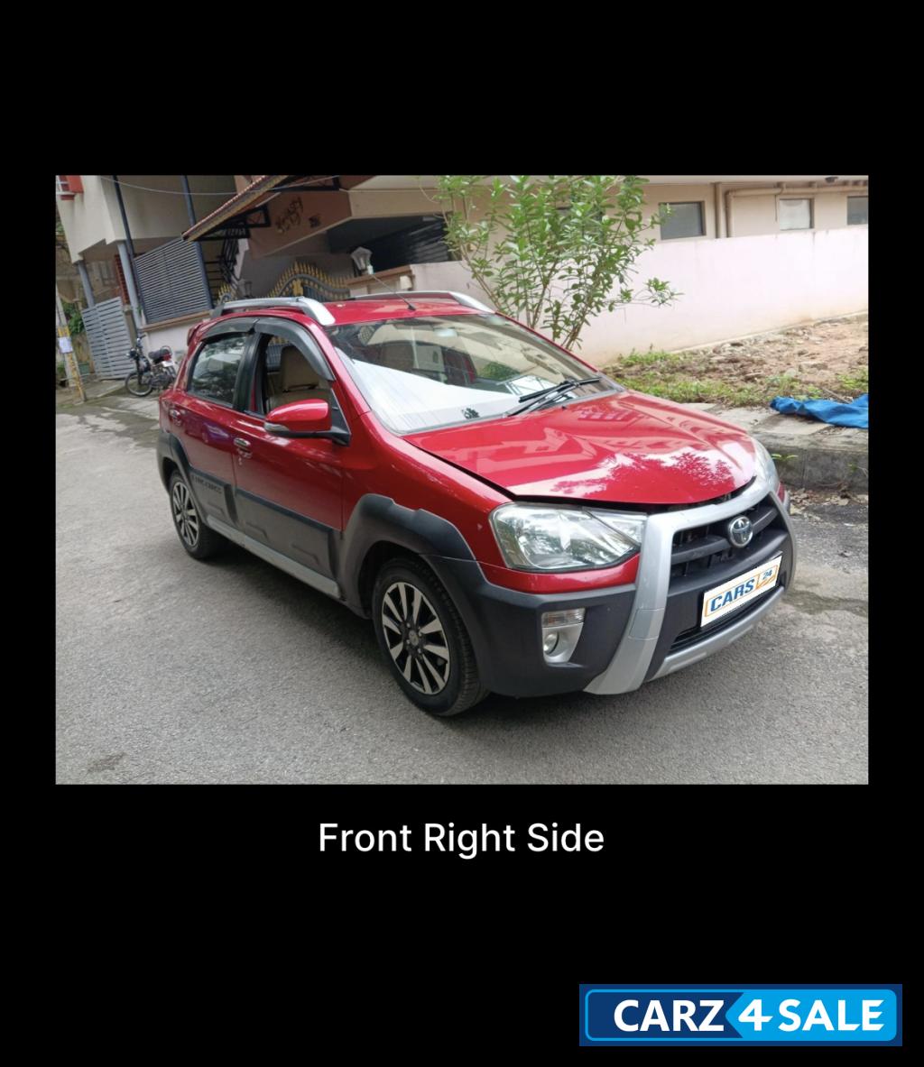 Red Toyota Etios Cross 1.4vd