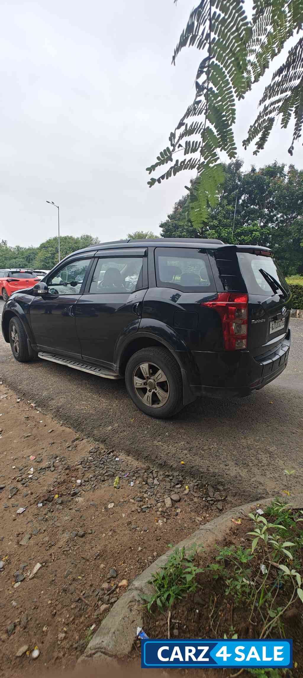 Mahindra XUV 500 W8 Mahindra XUV 500 W8