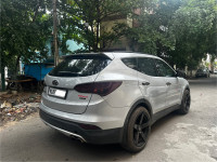 Sleek Silver Hyundai Santa Fe 2WD AT