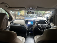 Sleek Silver Hyundai Santa Fe 2WD AT