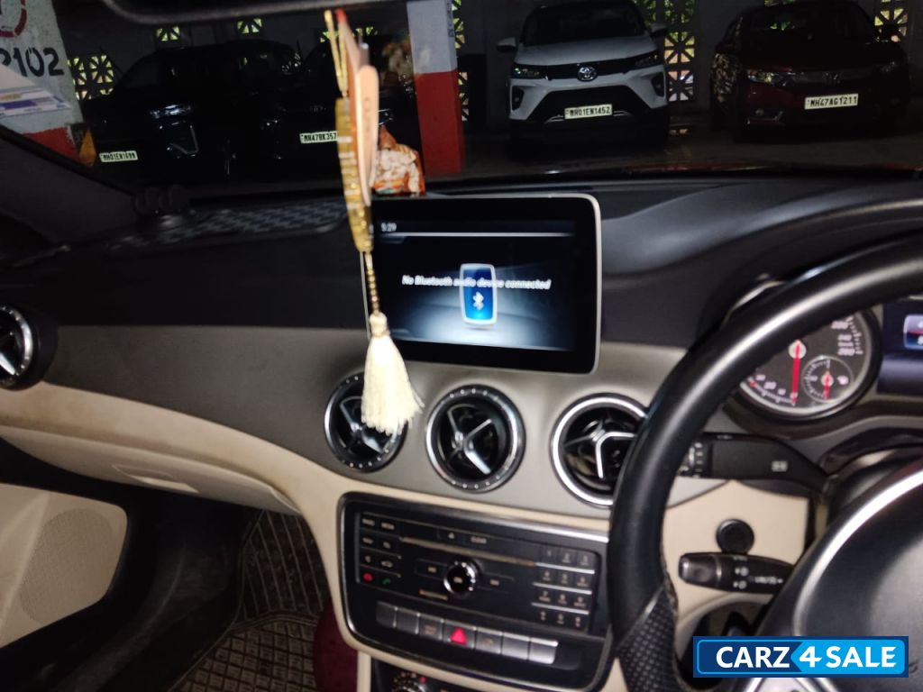 Mercedes-Benz CLS-Class CLA 200