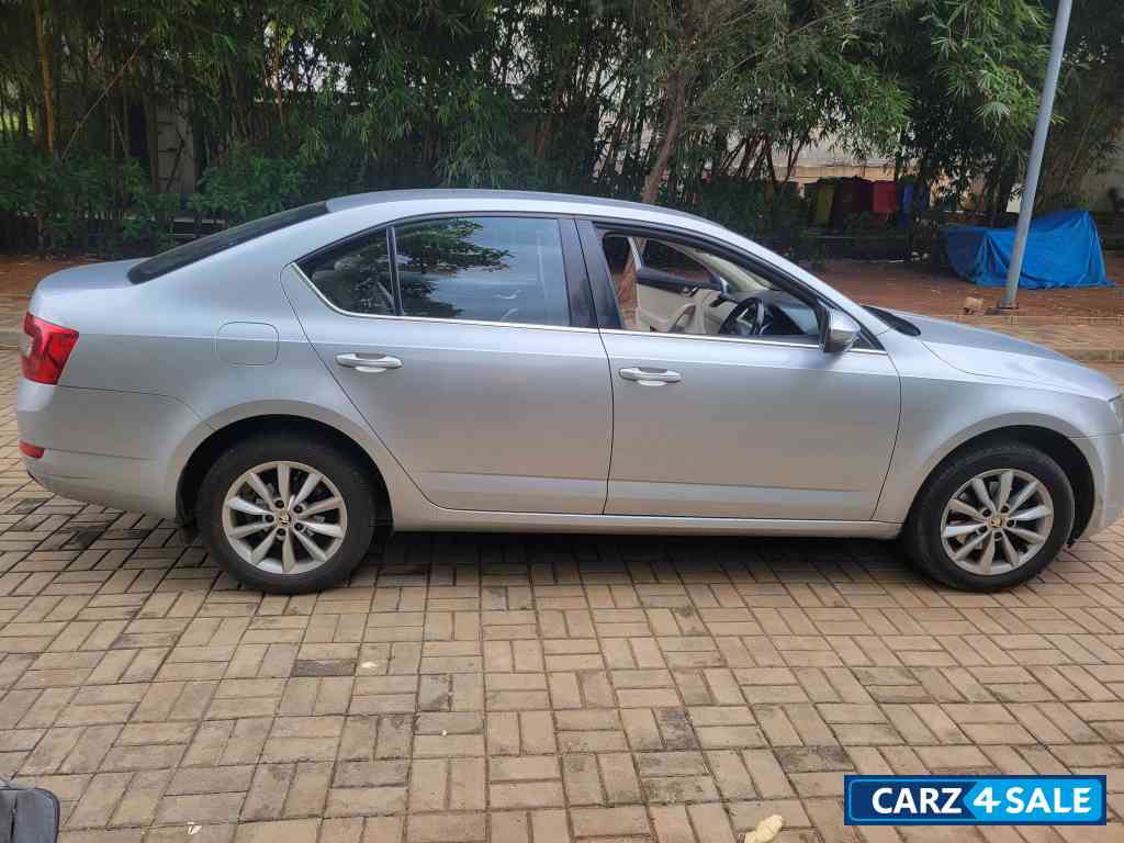 Skoda Octavia AMBITION MT 1.4 TSI