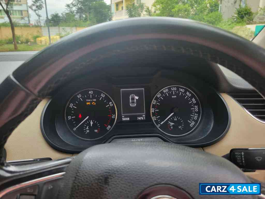 Skoda Octavia AMBITION MT 1.4 TSI