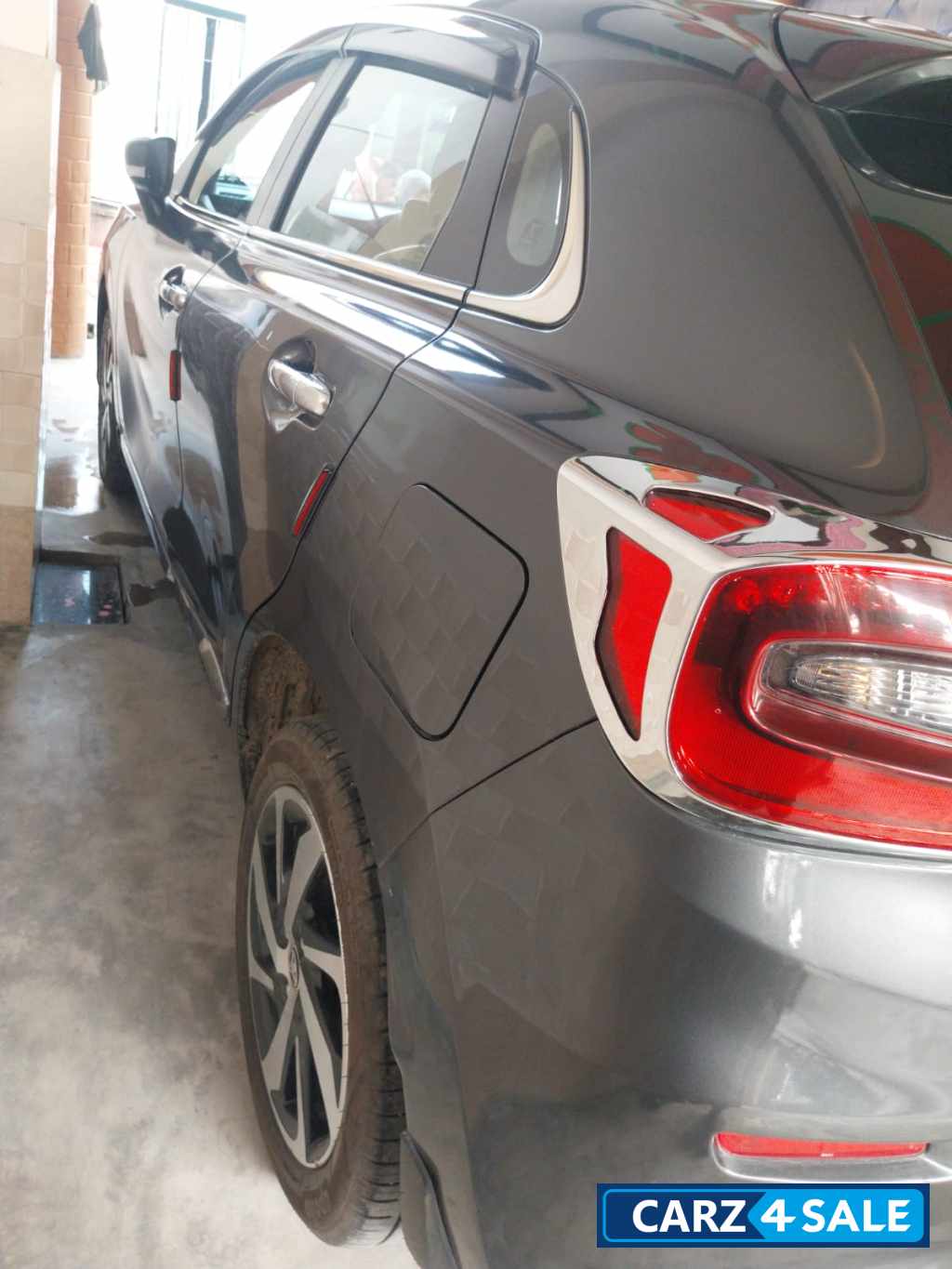 Grey Toyota Glanza G