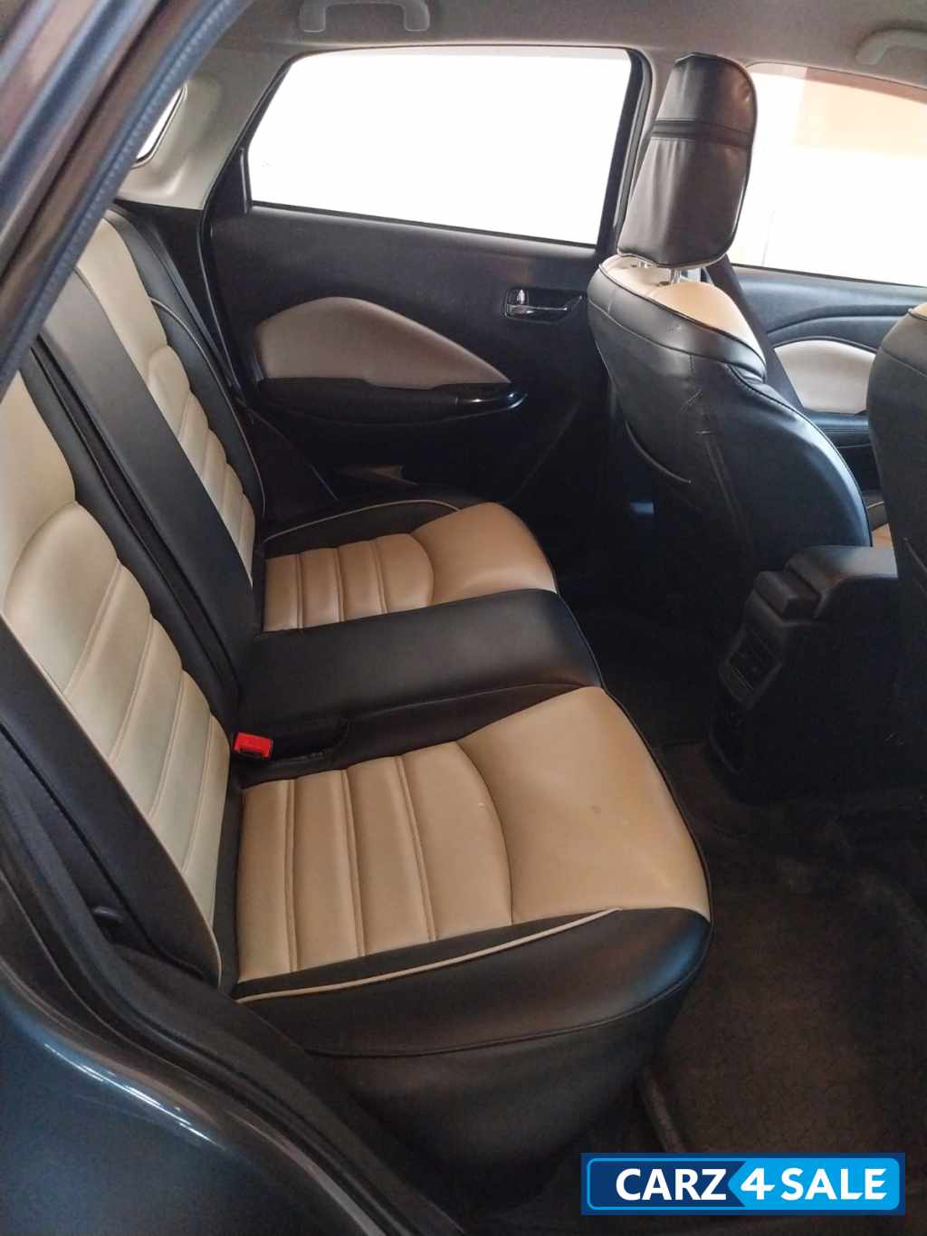 Grey Toyota Glanza G