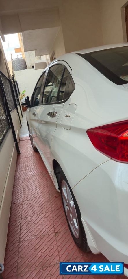 Honda City Vex (o) mt black