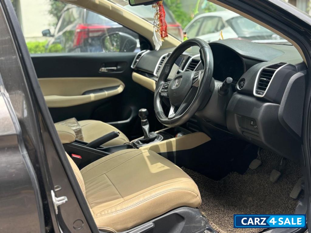 Brown Honda City VX i-VTEC MT