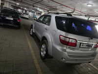 Toyota Fortuner Manual 4 wheel drive 2011 Model